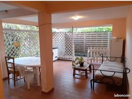 studio bas de villa