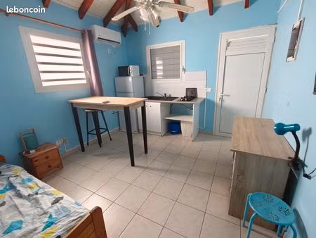 location studio étudiant proche lycée de port louis