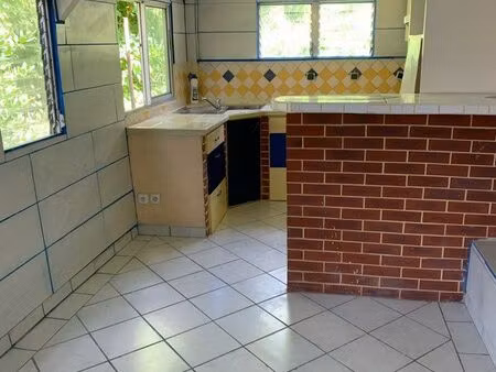 location maison de ville st esprit 860 mois