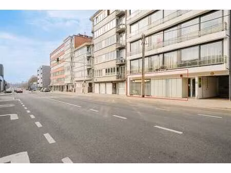 rez-de-chaussée commercial de 148m² - liège
