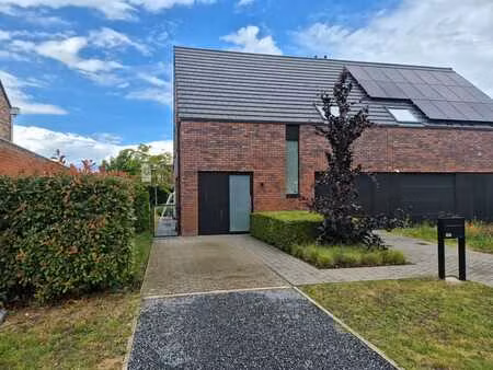 halfopen bebouwing te huur in sint-gillis-waas