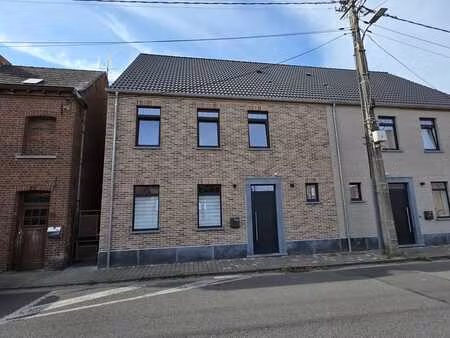 nouvelle construction haut de gamme prête à vivre