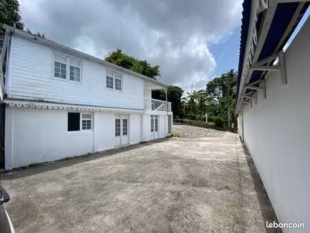 villa 6 pièces de 135 m² sur deux étages avec jardin – fort-de-france