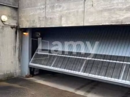 parking 10 m² lyon