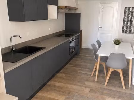 maison de village t3 triplex meublee + bureau