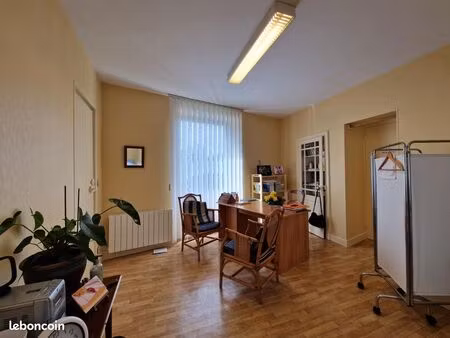 local 37 m² la rochefoucauld-en-angoumois