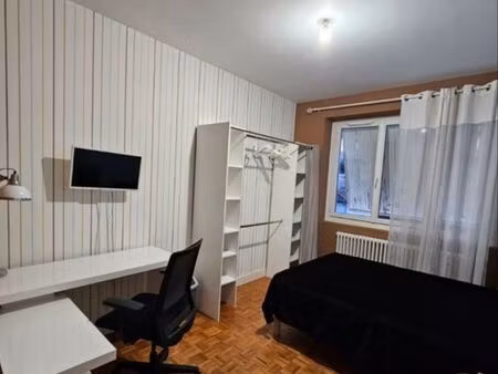 chambre meublé