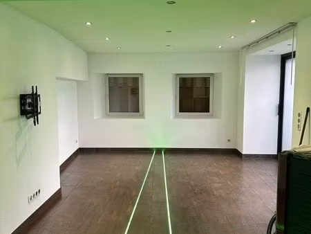 maison mitoyenne + possibilité de crée un logement en plus