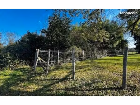 terrain 750 m² saint aigulin