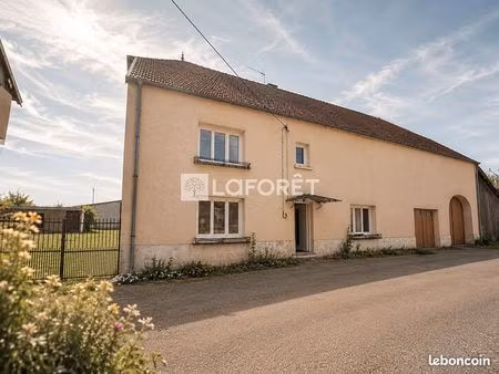 maison 2 pièces 250 m²