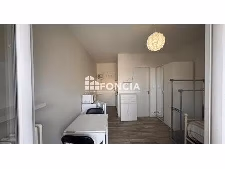 studio avec balcon et vue dégagée – idéal investisseur – agen