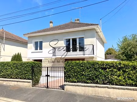 angoulême saint-cybard - belle maison de ville f4  indépendante avec jardin clos et garage