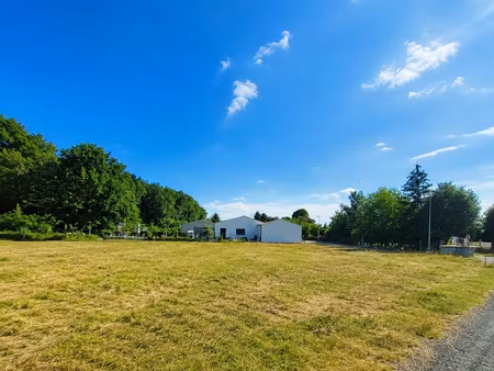 terrain constructible 1 022 m2 sainte-même