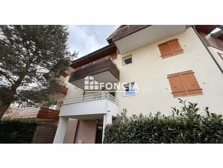 vetraz monthoux  t2 rez-de-jardin avec parking extérieure et garage