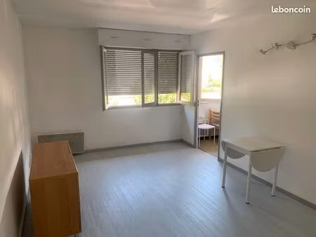 studio meublé