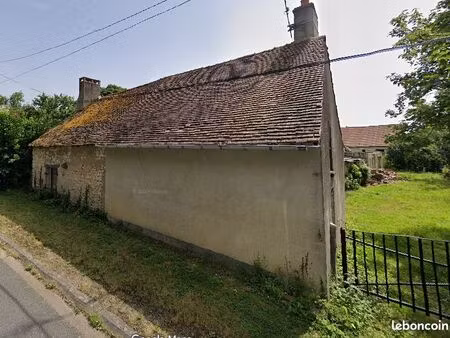 maison avec dépendances  terrain 980 m²