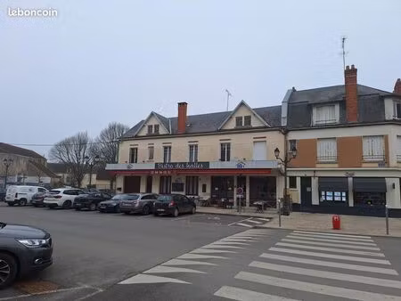 immeuble de rapport 267 m² saint-amand-montrond