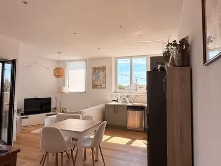 ◊ offre de location – t3 61m² à la couronne (centre-ville)