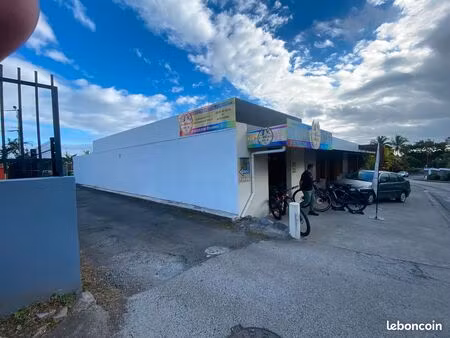 local commercial 56 m²