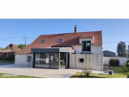 maison 4 pièces 152 m²