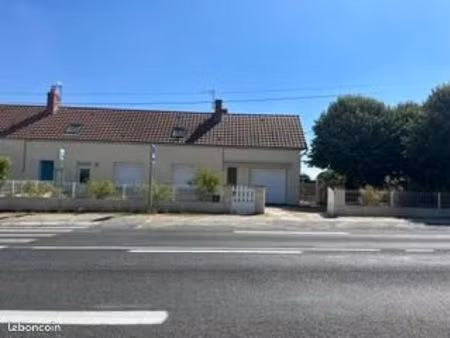 location maison dun sur auron
