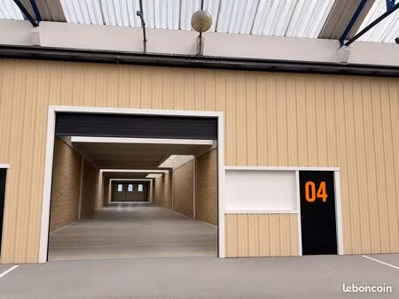 local d'activité 410 m² - saint-fargeau-ponthierry (77) - site entièrement réhabilité