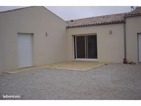 maison . 4 pièces .105 m2