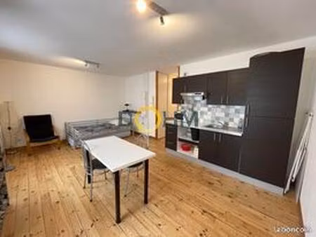studio 1 pièce 26 m²