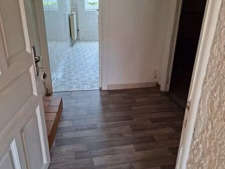 à louer – t4 de 82 m² à lavardac – 580 charges comprises