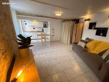 studio meublé au calme