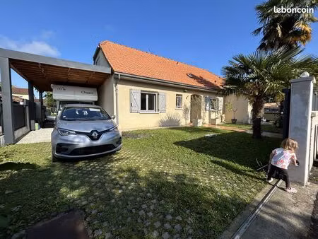 maison meublée de standing rénovée avec jardin arboré – pau