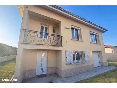 location - maison t4 rénovée