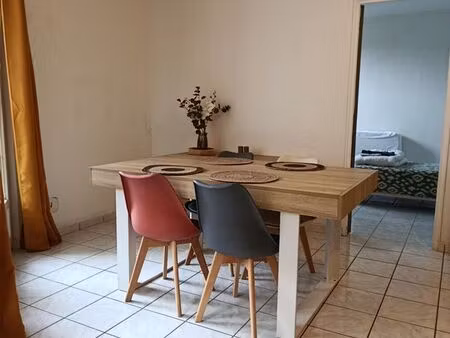 petite maison meublée solesmes  2 chambres