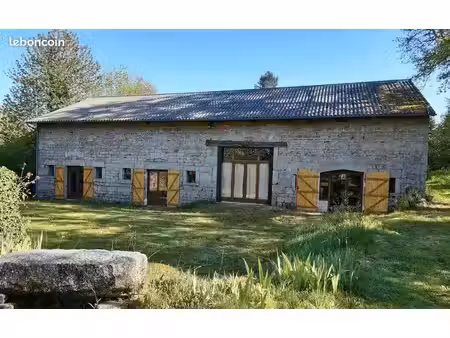 vends maison 7pièces 230m²  piscine couverte  2500 m2 terrain