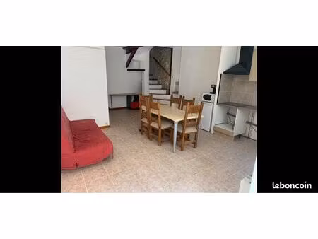 location lespignan 90 m2 f4 maison de village