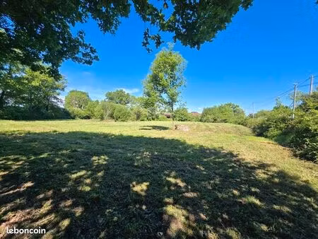 terrain 6 065 m² glenic