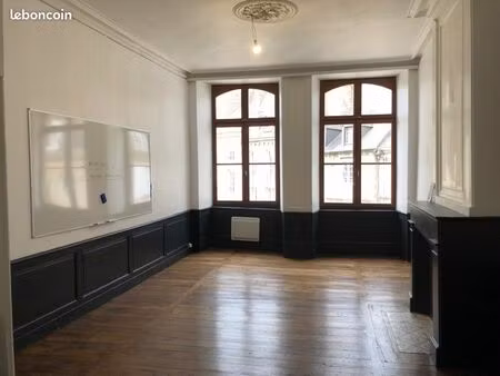appartement-bureau 5 pièces 100m2 loué