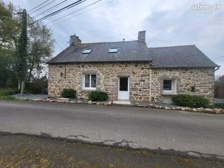 maison ancienne en pierre merzer