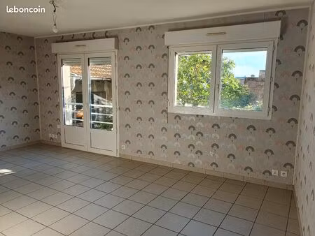 studio 26m2 amberieu centre