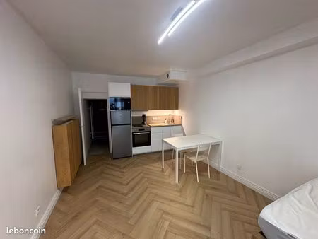studio meublé rénové de 30m2