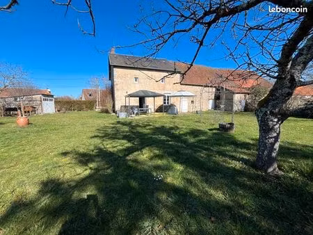 ferme 4 pièces 125 m²