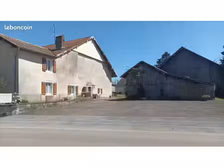 propriété 2 maisons avec terrain