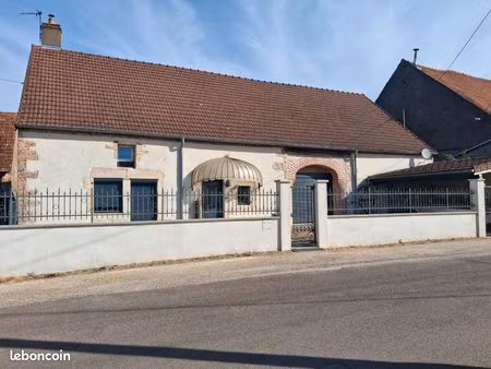 maison de charme t6 avec grand terrain