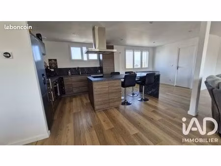 maison 7 pièces 208 m²