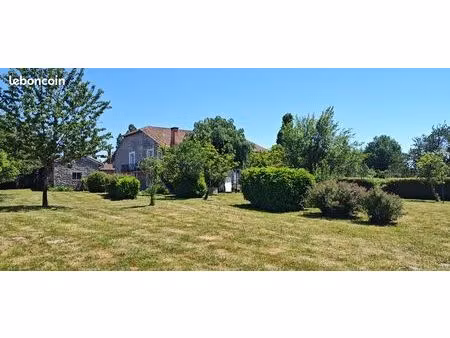 maison perigord vert