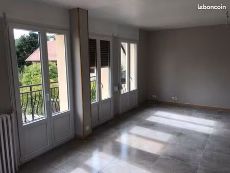 maison calme et lumineuse avec jardin privé