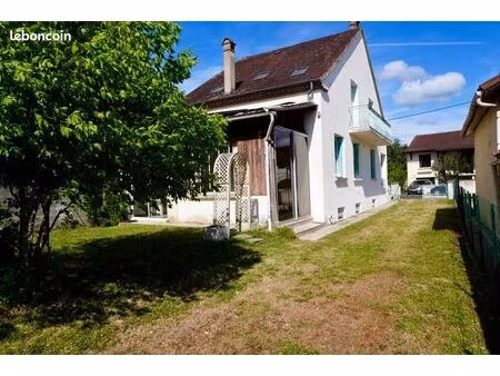 maison 6 pièces  5 chambres  centre de bergerac