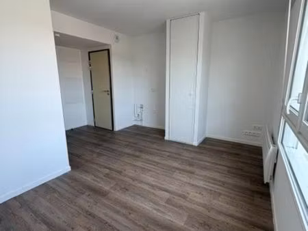 appartement 1 pièce 19 m²