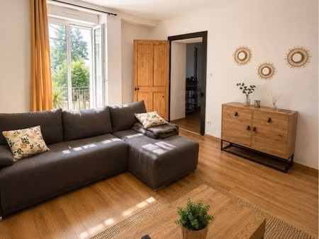 appartement rénové 57 m2 centre ville
