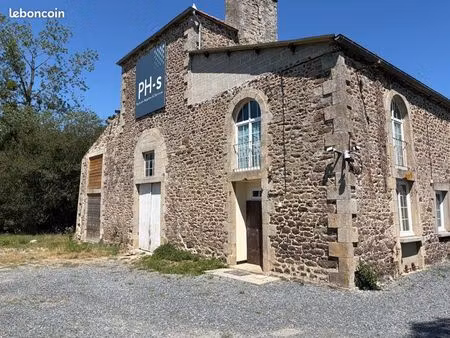 à louer – bureaux rénovés à jugon-les-lacs